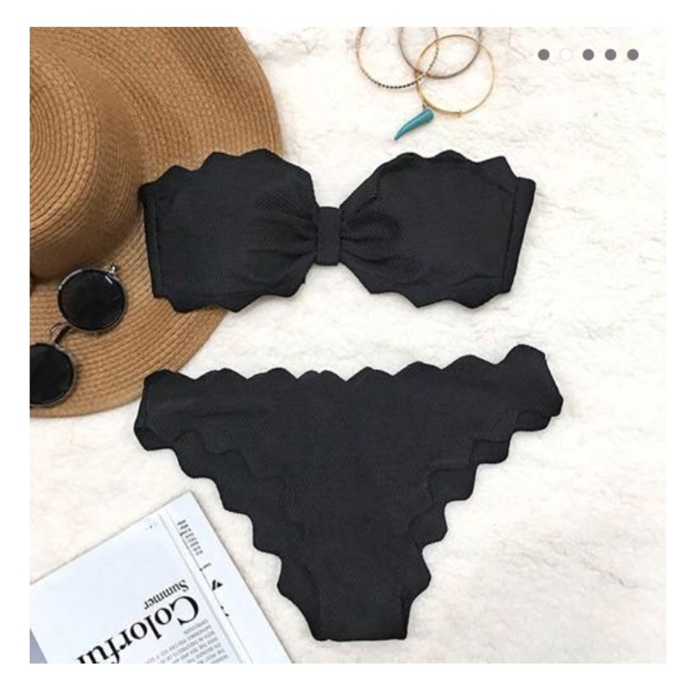 Cupshe Shining Day Waves Halter Bikini Set - M